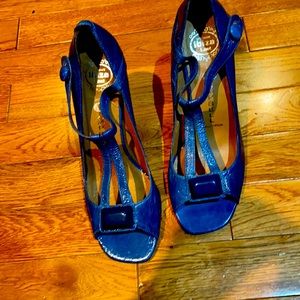 Beautiful azur summer leather  heels